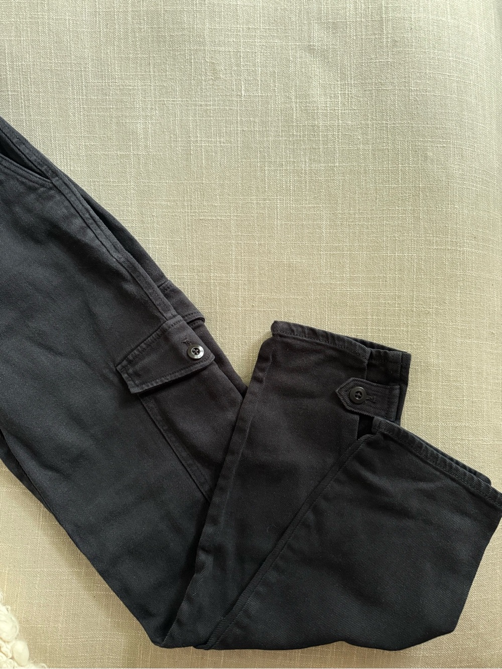 Aritzia Modern Cargo Pant - Picture 4 of 5